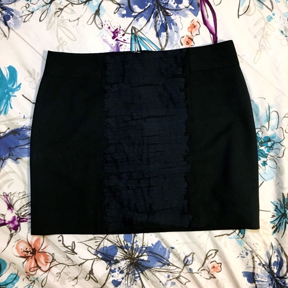 DONATING 2/4: Black GAP Skirt - Stretchy Skirt - Picture 5 of 5